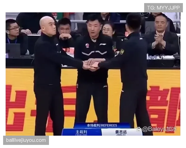 防守犯规和进攻犯规区别解析与判罚标准详解